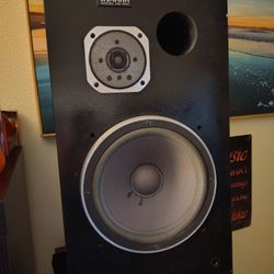 Yamaha NS 500 Speakers Badazz