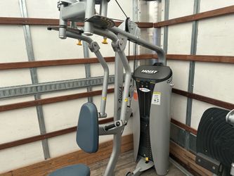HOIST FITNESS DUAL PEC FLY REAR DELT!! READY FOR PICKUP OR DELIVERY!!