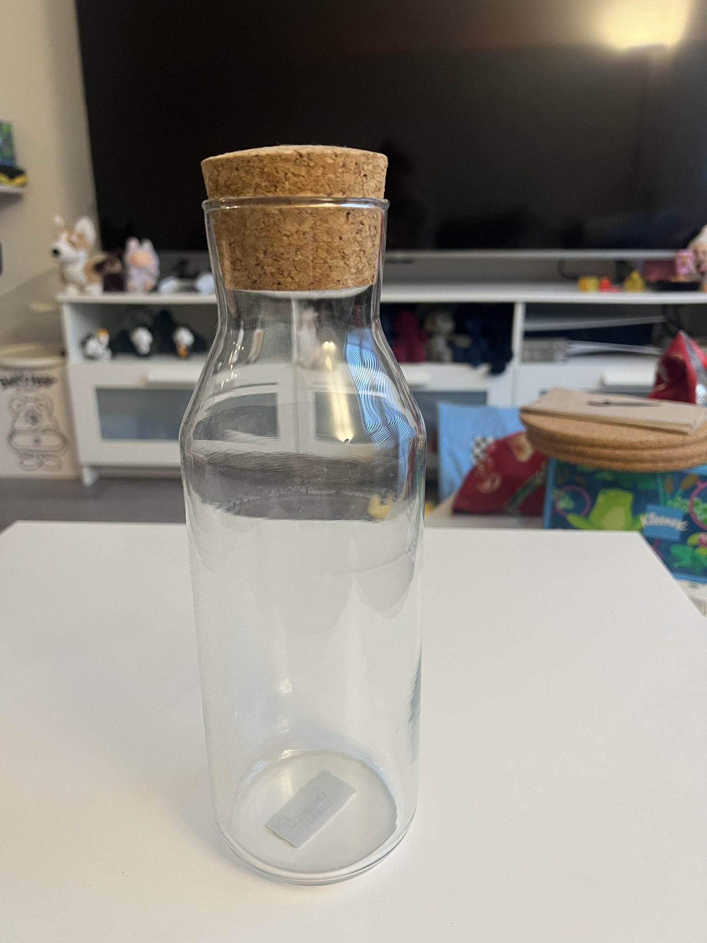 carafe with stopper