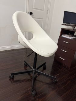 IKEA SKRUVSTA Swivel Desk Chair