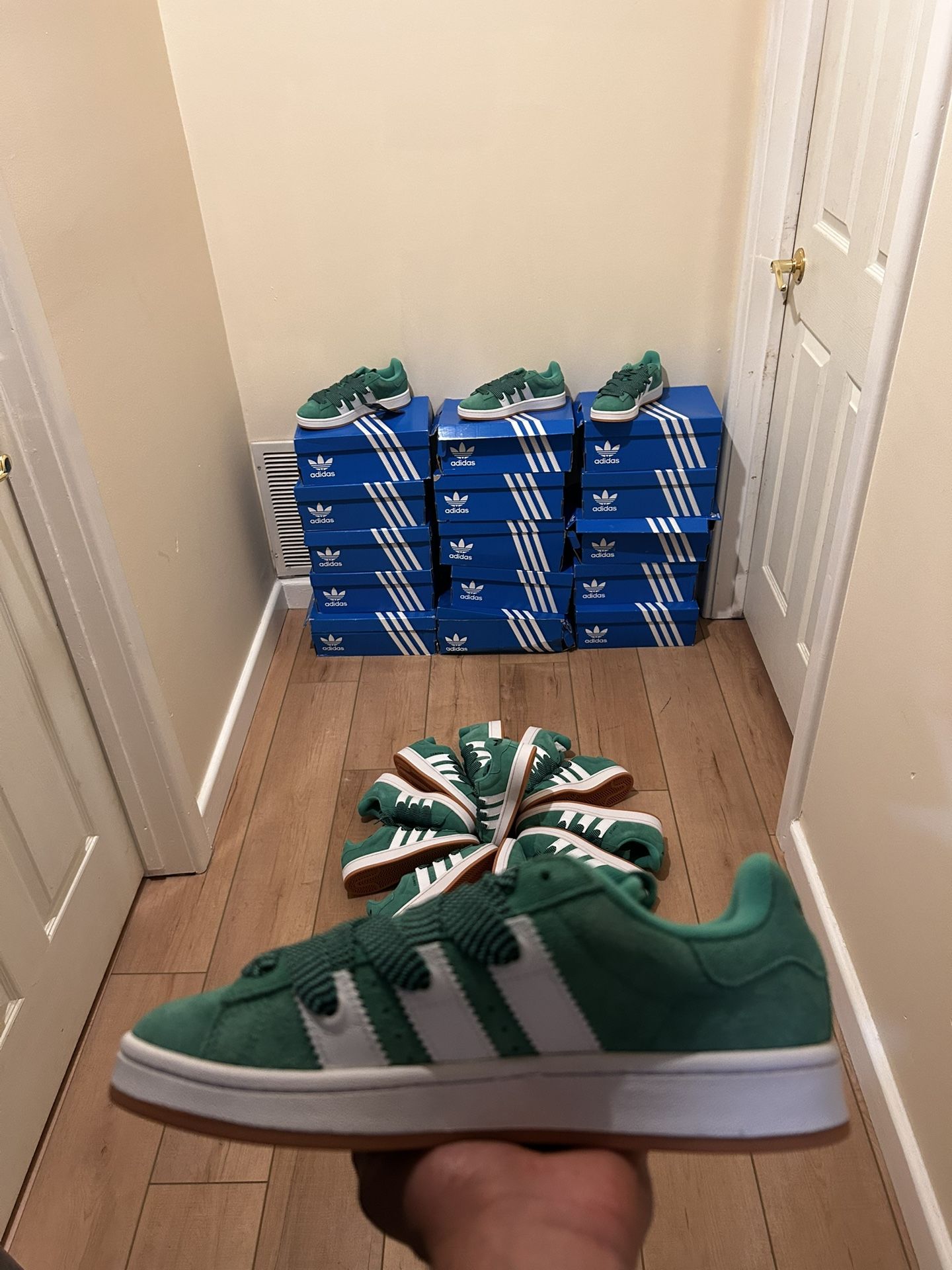 Adidas campus 00s Surf Green w Sizes 7W-10W No 9
