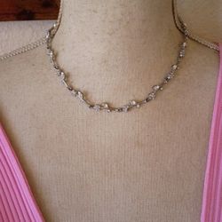 Crystals Flower Necklace 18 "
