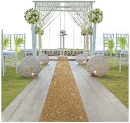 Gold Carpet Runner Runway