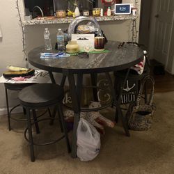 Dining Table And 4 Stools