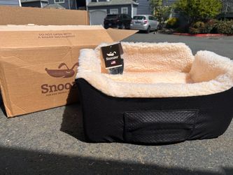 New snoozer pet bed for car size large