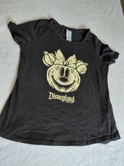 Womens black short sleeve pumpkin minnie tshirt