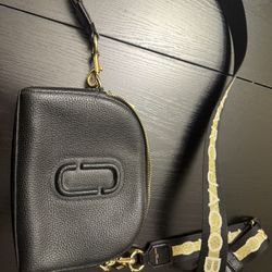 Marc Jacob’s Crossbody Bag 