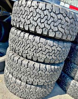 275-60R18 Bf Goodrich tires usadas en perfecta condición de vida