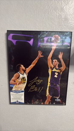 Lonzo Ball autograph