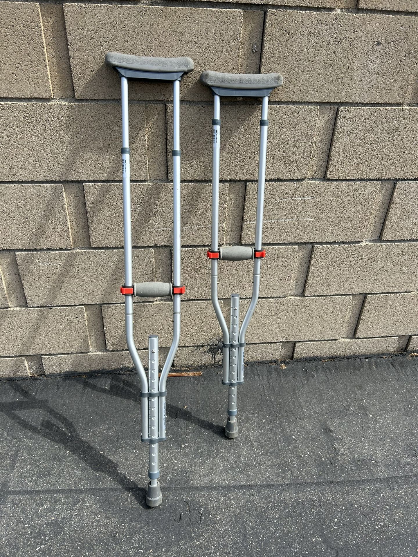 Crutches For Anyone 4ft 8in To 6ft 7in