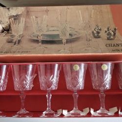 Chantilly Taille Beaugency Glassware Set