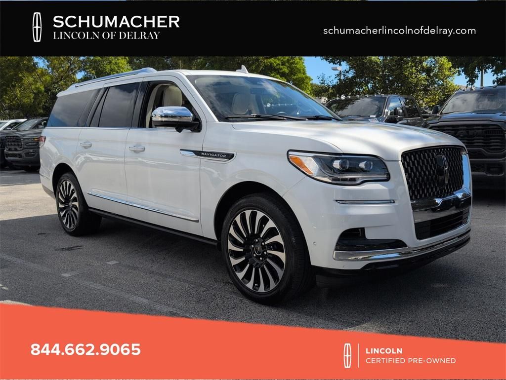 2022 Lincoln Navigator