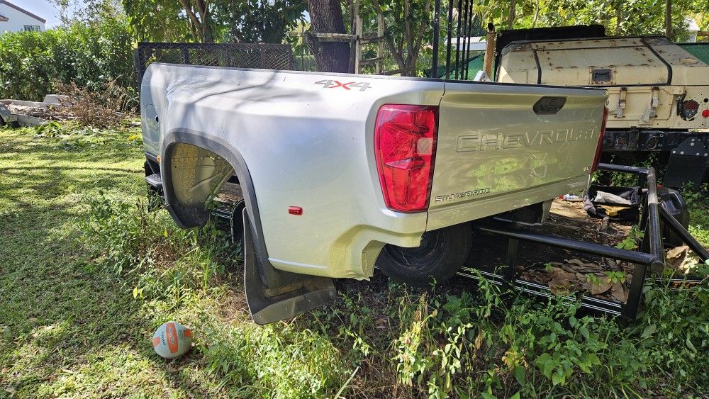 2022 2023 Chevy Silverado Long Bed 8ft.