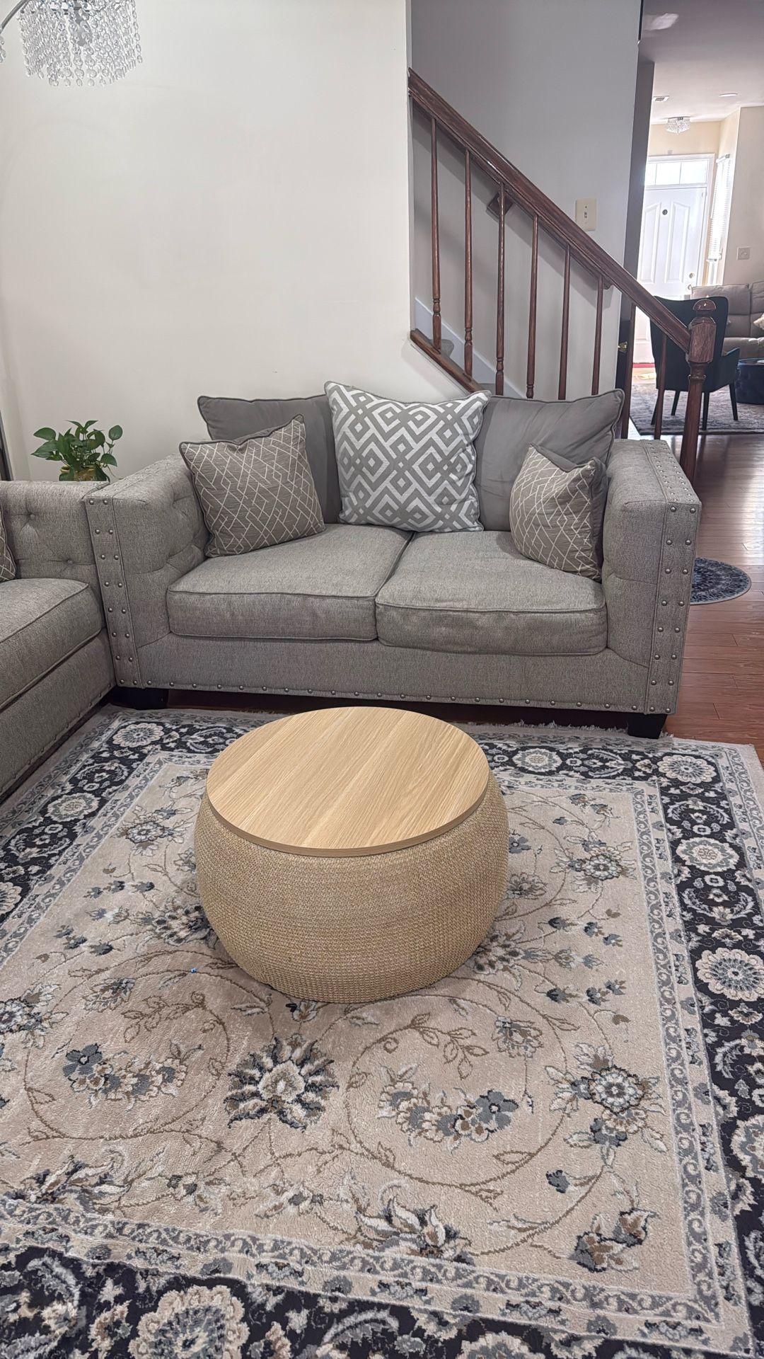 Move Out sale Raymour&Flanigan 5 seater Sofa Set 
