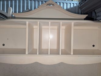 White Hutch - Top Piece Only