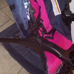 Cosco Cariola=Stroller 