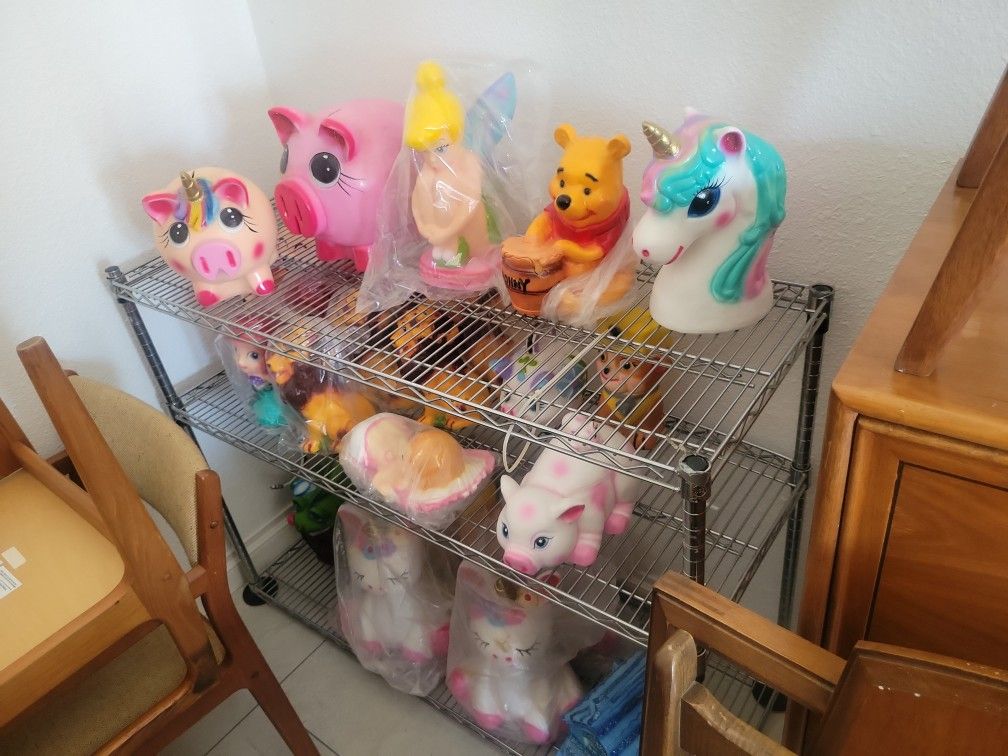 Piggy Banks -Center Pieces