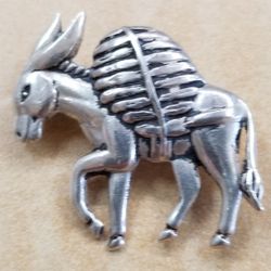 Pin Silver Pack Mule