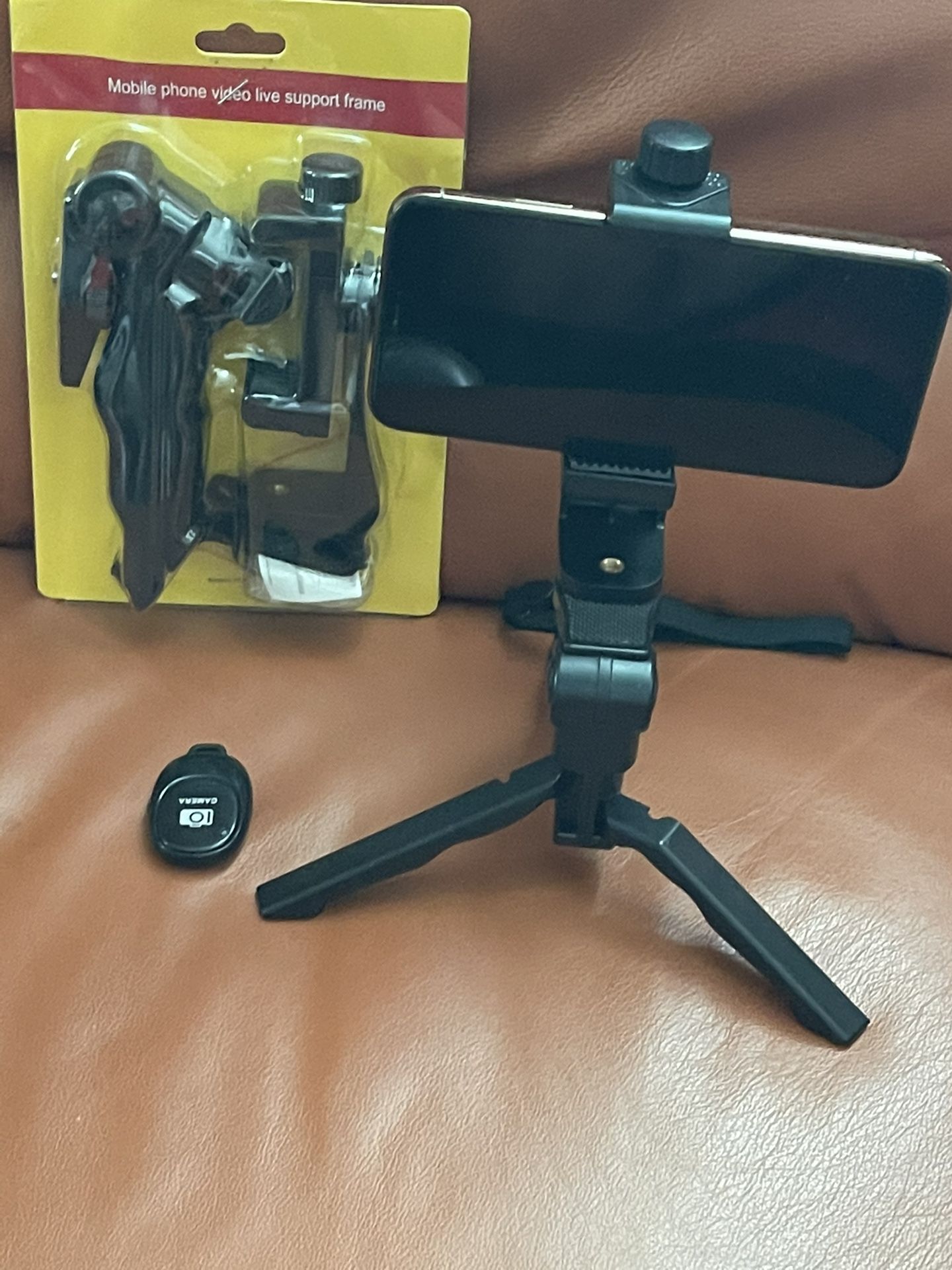 Tripod Bluetooth Holder (Please Read Description)