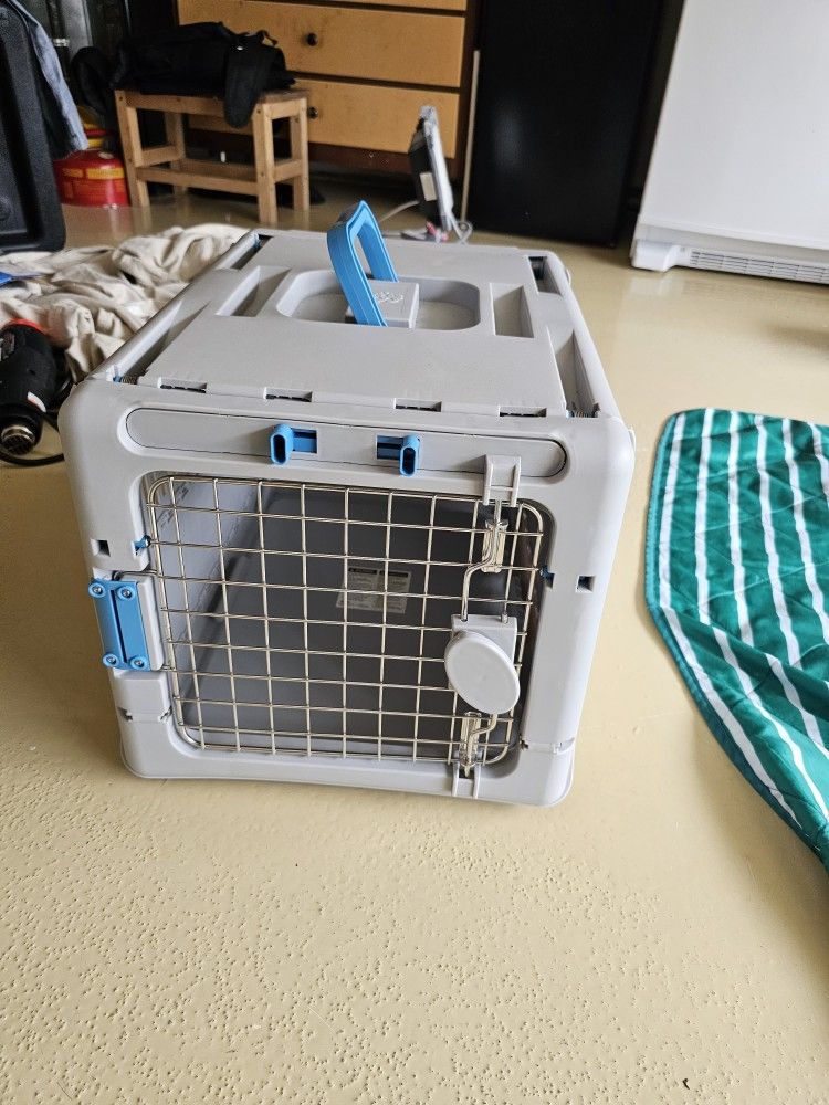 Small Puppy Kennel