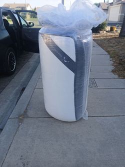 DreamCloud Mattress Roll-Packed cal king