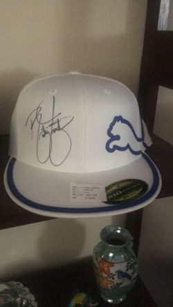 2011 sign Rickie Fowler hat