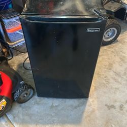 Little Fridge (garage Kept )