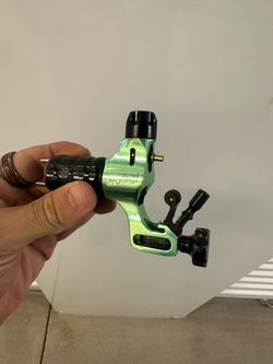 Stigma Prodigy Rotary Tattoo Machine & Hurricane HP-2 Power Supply