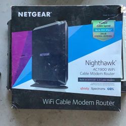 NETGEAR NIGHTHAWK AC1900 Wi-Fi Modem Router