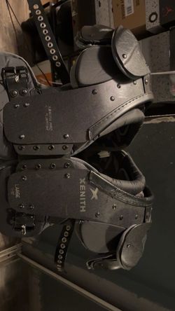 Xenith shoulder pads