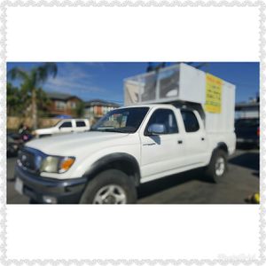 Photo Box for Toyota Tacoma four doors from year 2001 to 2004