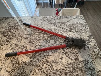 Rigid 30 in HD bolt cutter