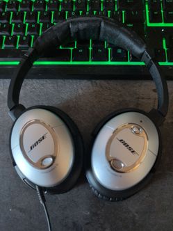 Bose quiet comfort 15 qc15 acoustic noise canceling headphones