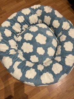 Large Dog Bed- New