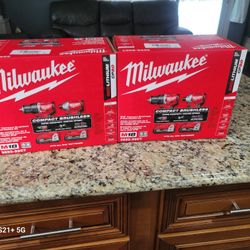 Milwaukee 18v Drill Set New 