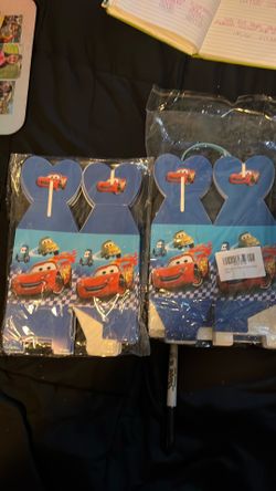 36 Cars treat box- fits a cupcake or candy