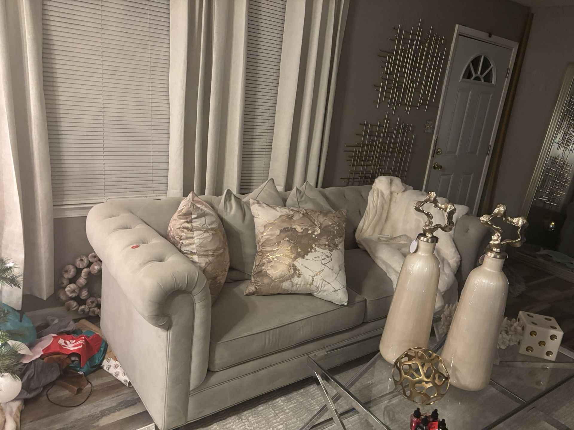 Modern Glam Couch – Excellent Condition