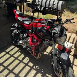 2017 Yamaha Fz-07 $5500$