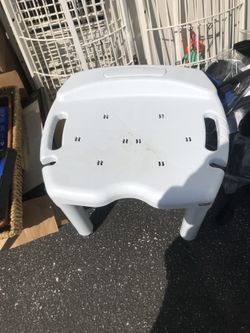 Handicap shower seat