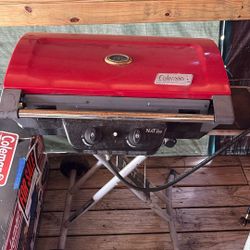 Coleman Road Trip Grill 