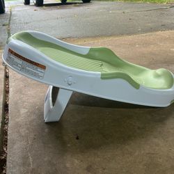 Hopscotch baby bath seat