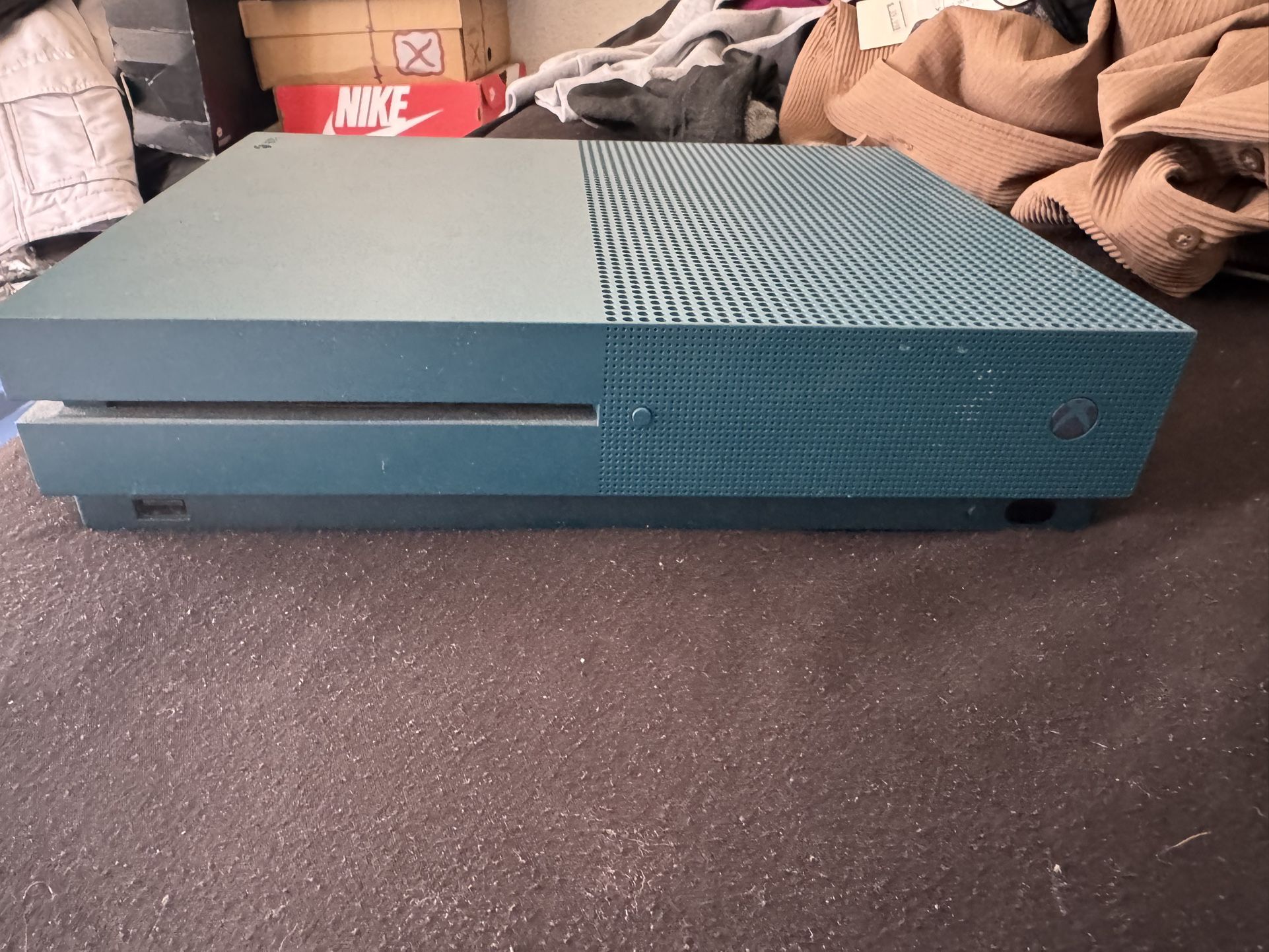 Xbox One S