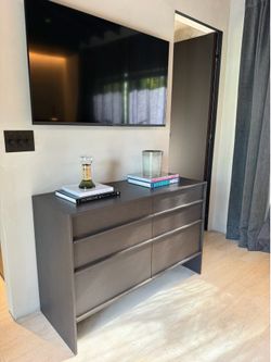 Solid wood dresser
