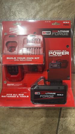 Milwaukee M18 8amph battery with dual rapid charger
