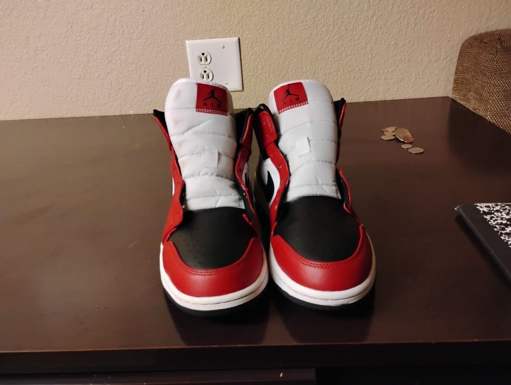 Air Jordan Men's 1 Retrt