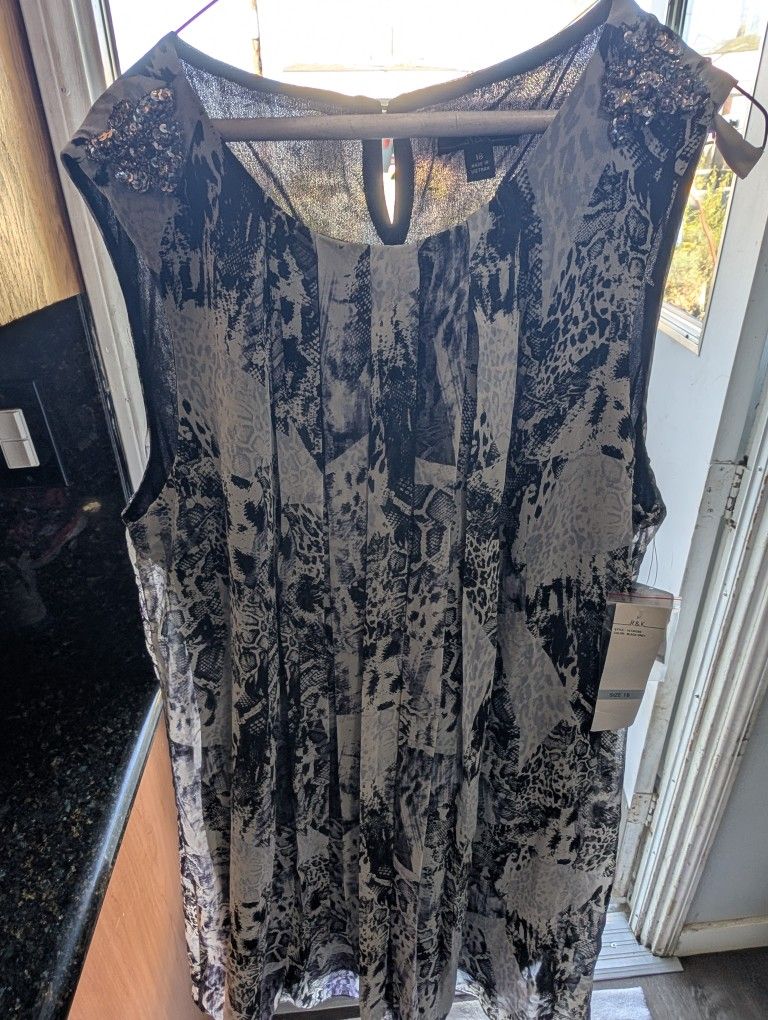 Women's Embellished Boho Neckline Tunic Frock Halter Swing Dress
 Size 18