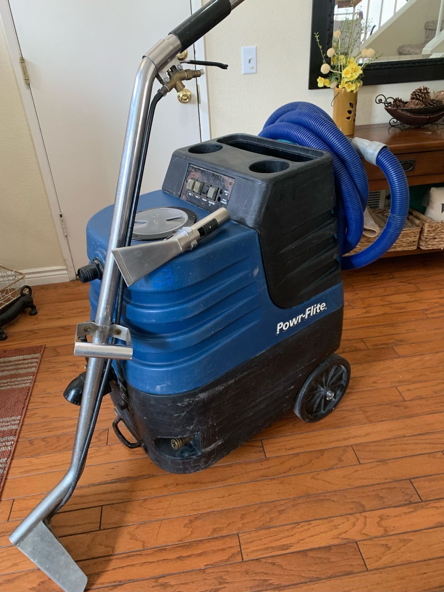 Carpet Extractor (Power Flite)