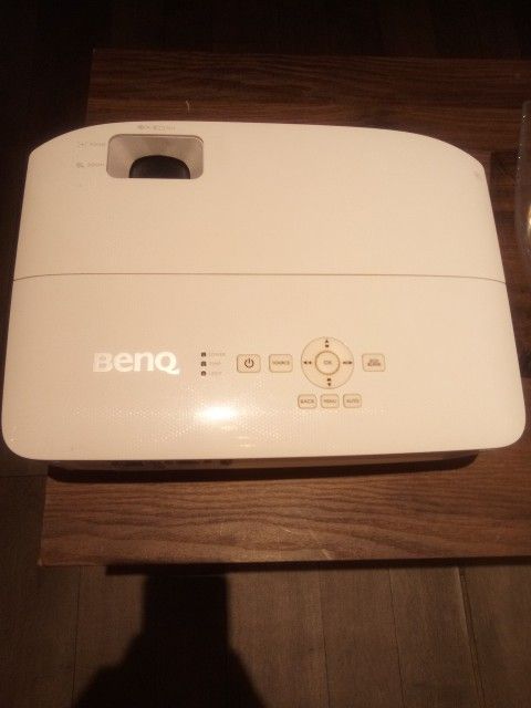 BENQ Movie And Tv Projector