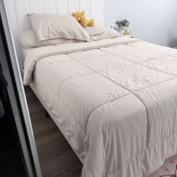 Like New Full Size Bed Set – Mattress + Upholstered Frame – West Covina 91790