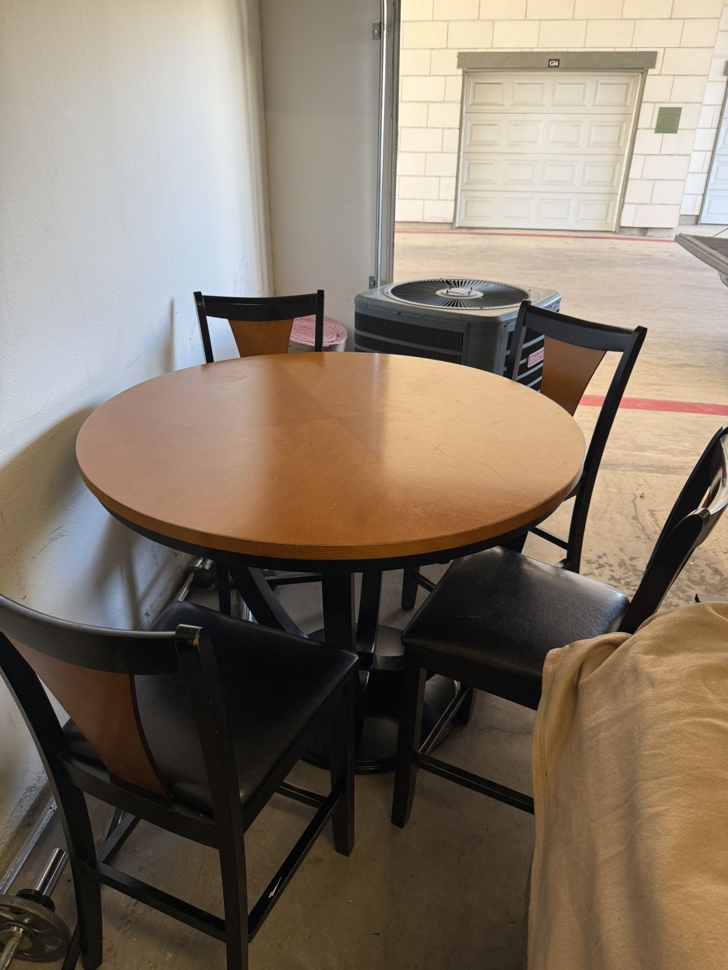Dining table with 4 chairs
